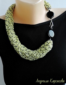 Beaded necklace "Nicole"